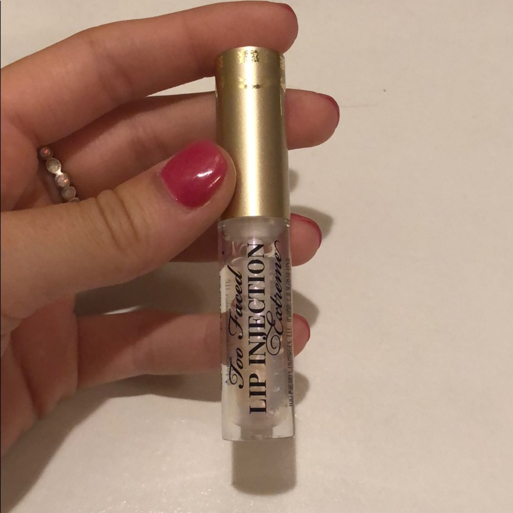 Too faced lip injection